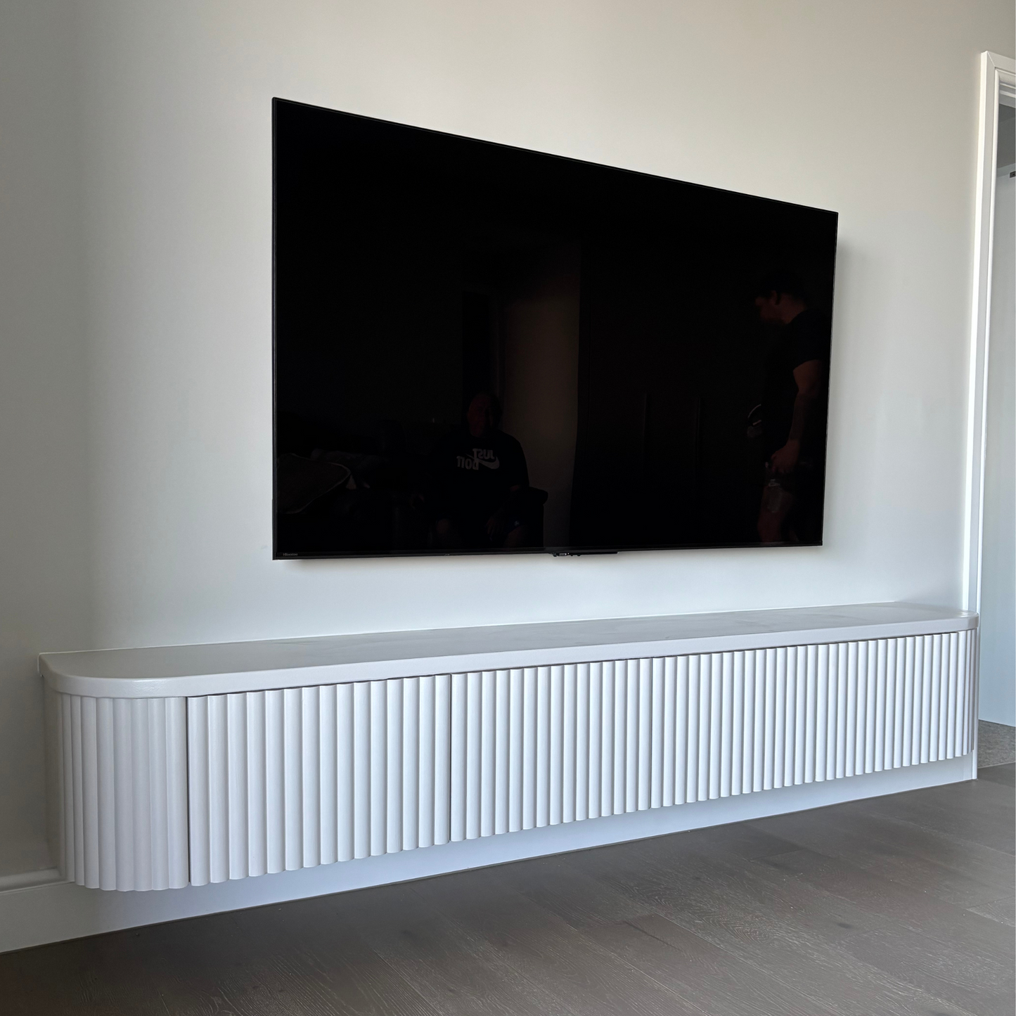 Oscar Entertainment Unit