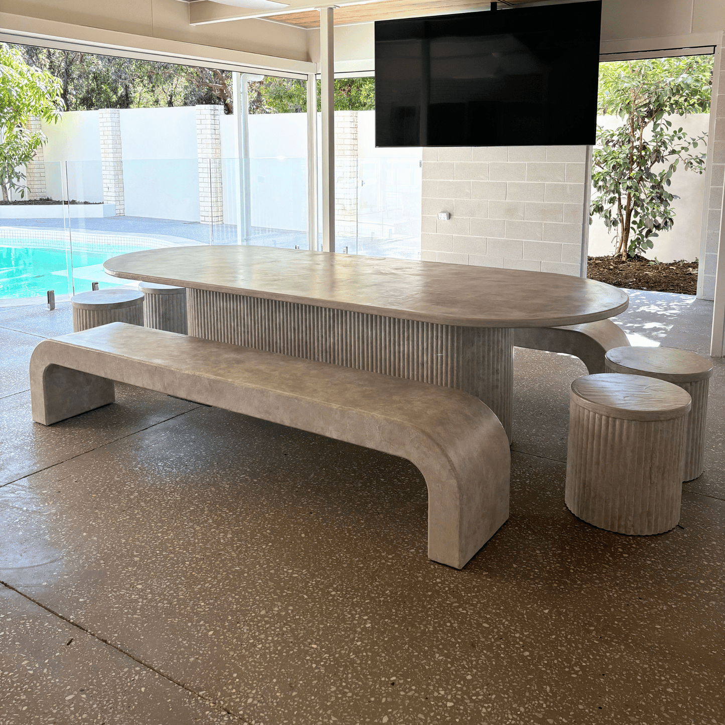 bone stonewash fluted centre console