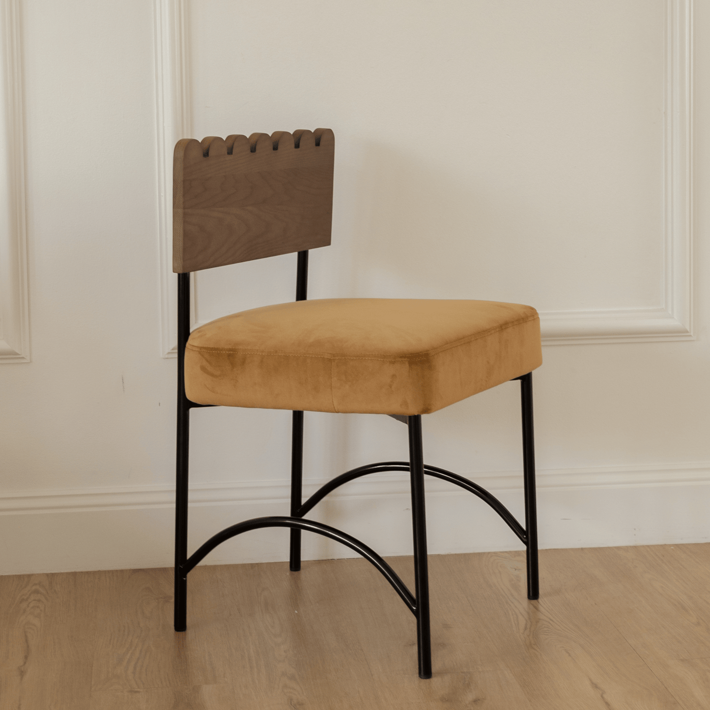 Onyx toffee dining chair