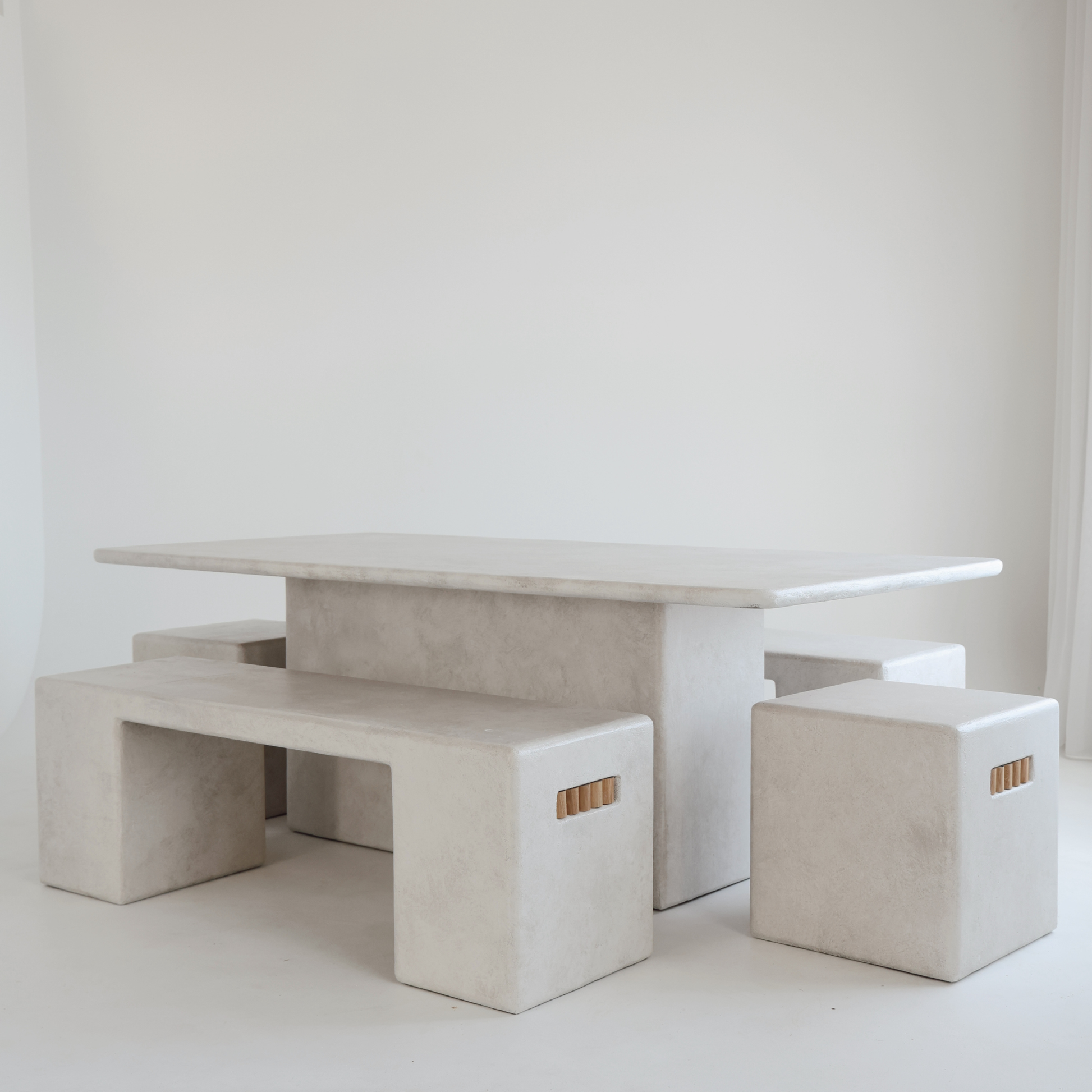 Bloc dining table in Bone stonewash