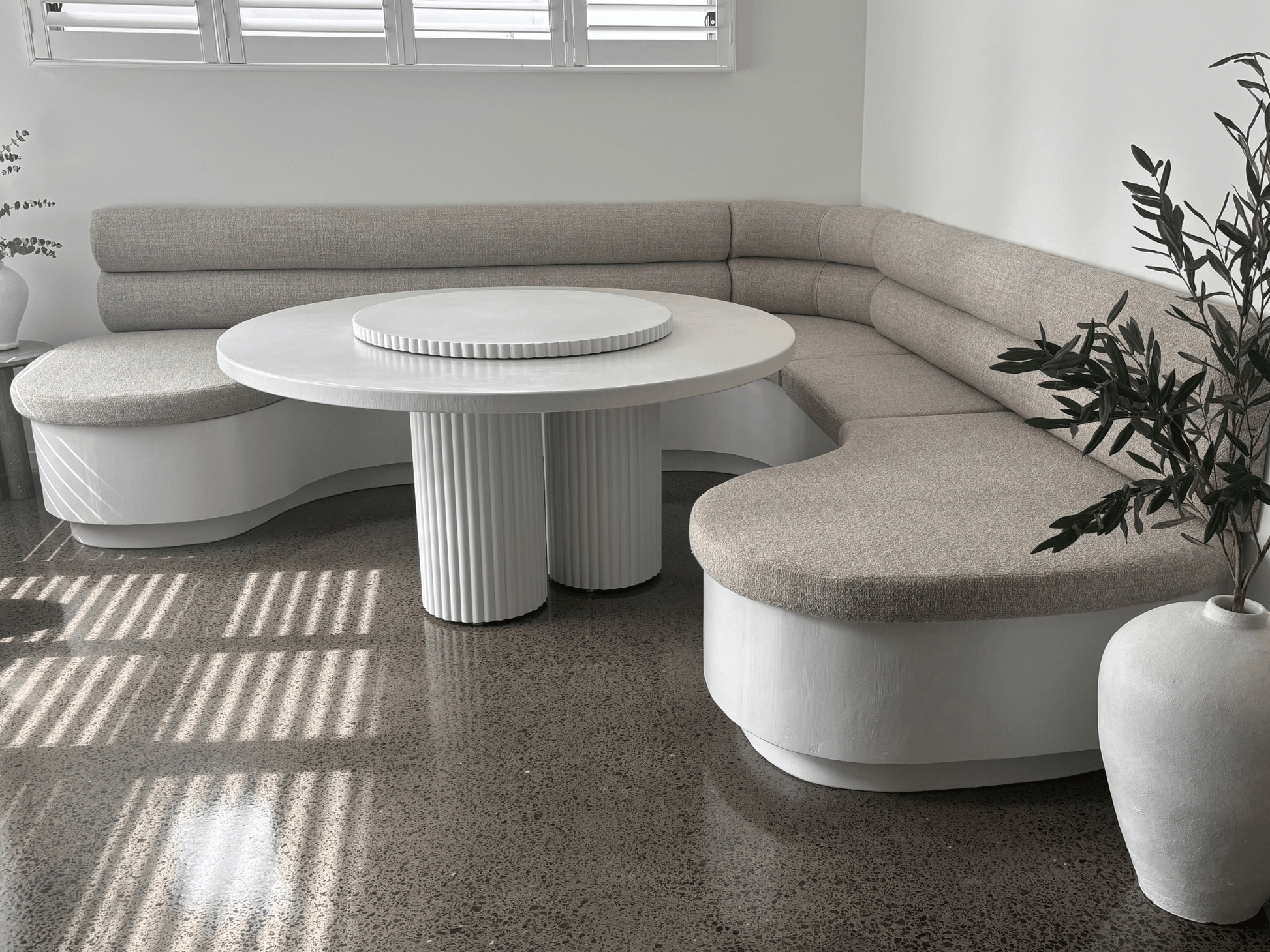 built-in breakfast booth with Peregian dining table