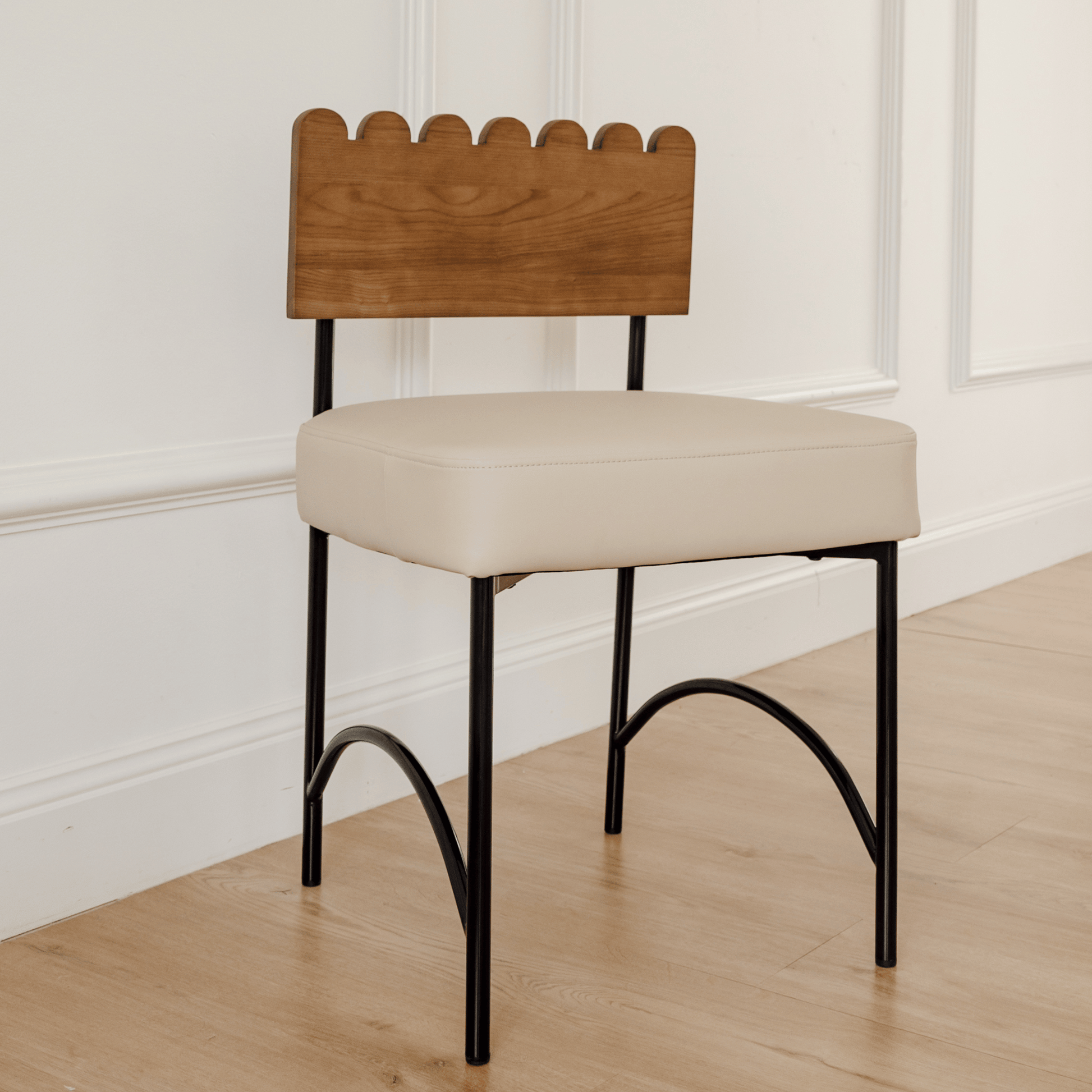 Onyx beige dining chair