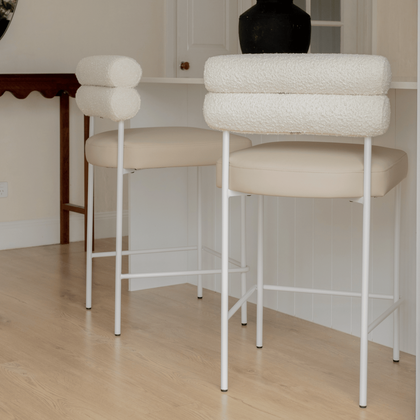 Eden bar stool with boucle backrest