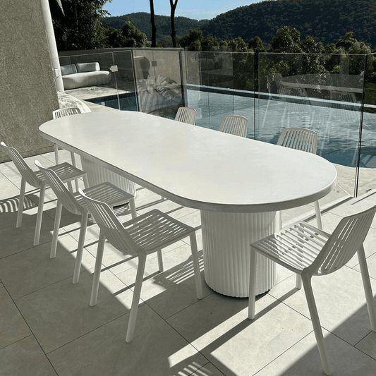 bilinga dining table in white microcement