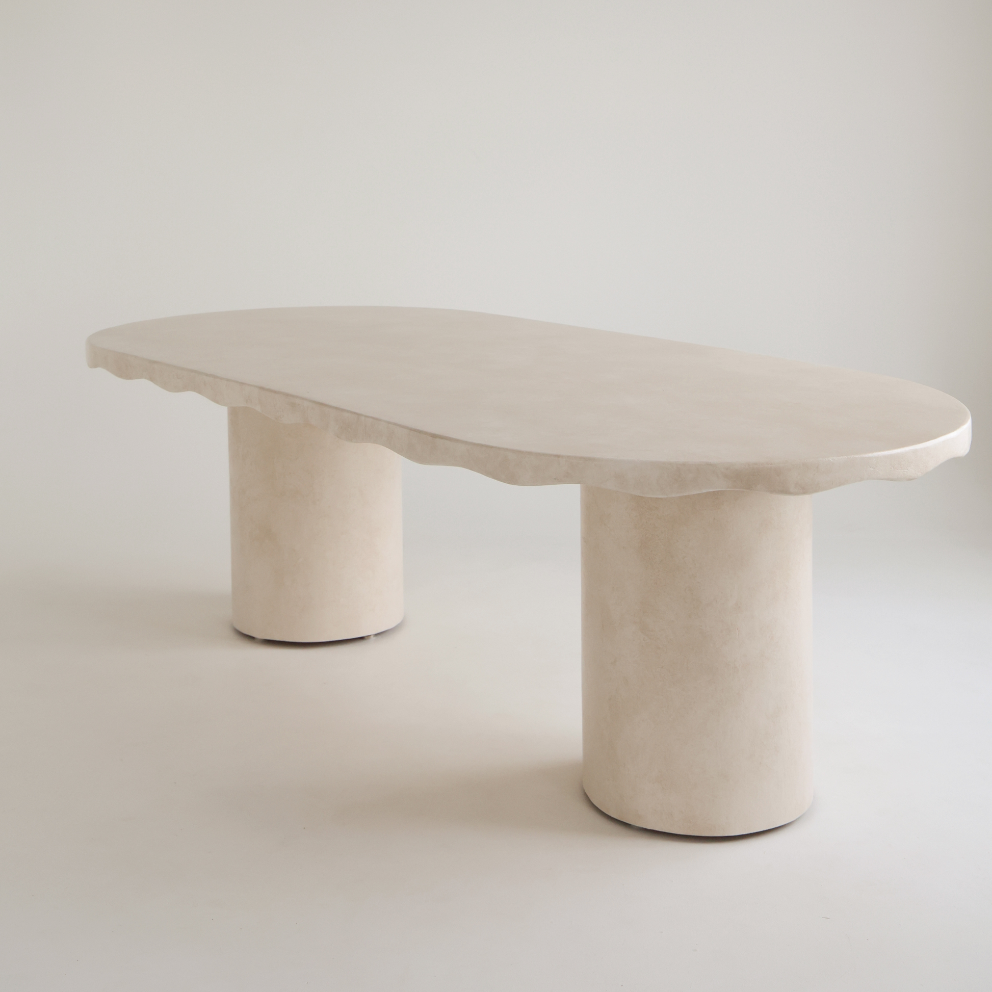 Solea dining table sand stonewash