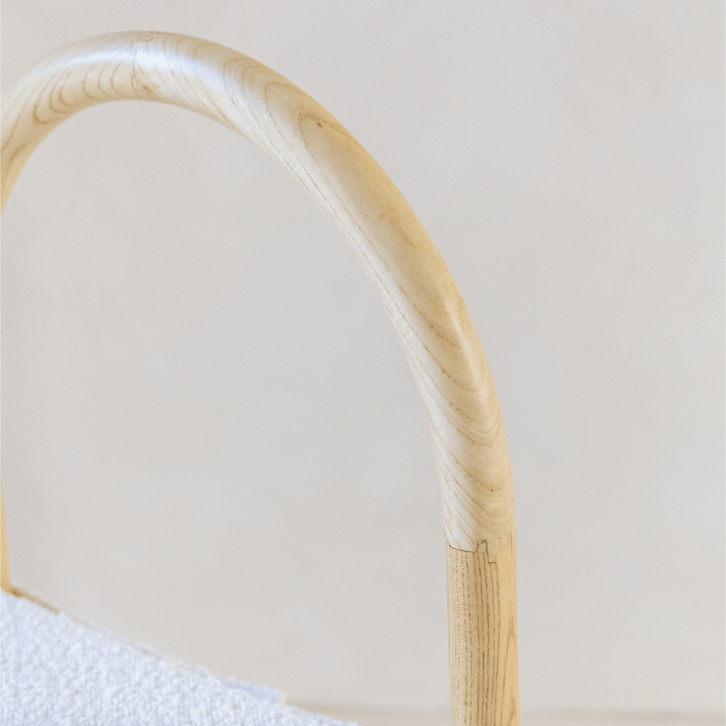 Amor natural dining chair
