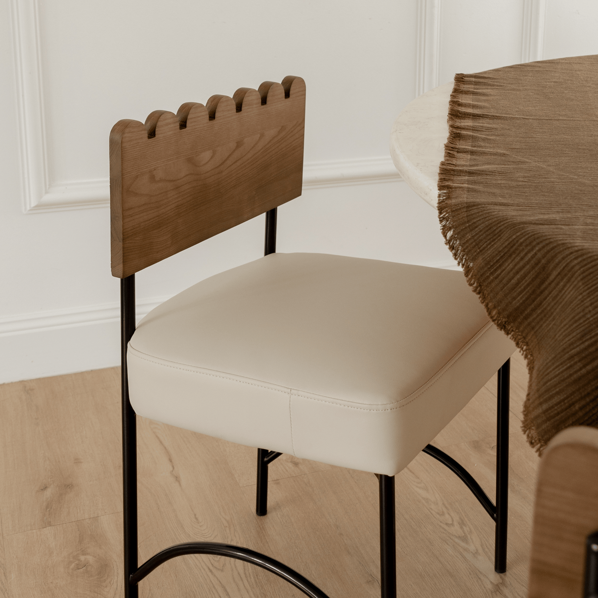 Onyx beige dining chair