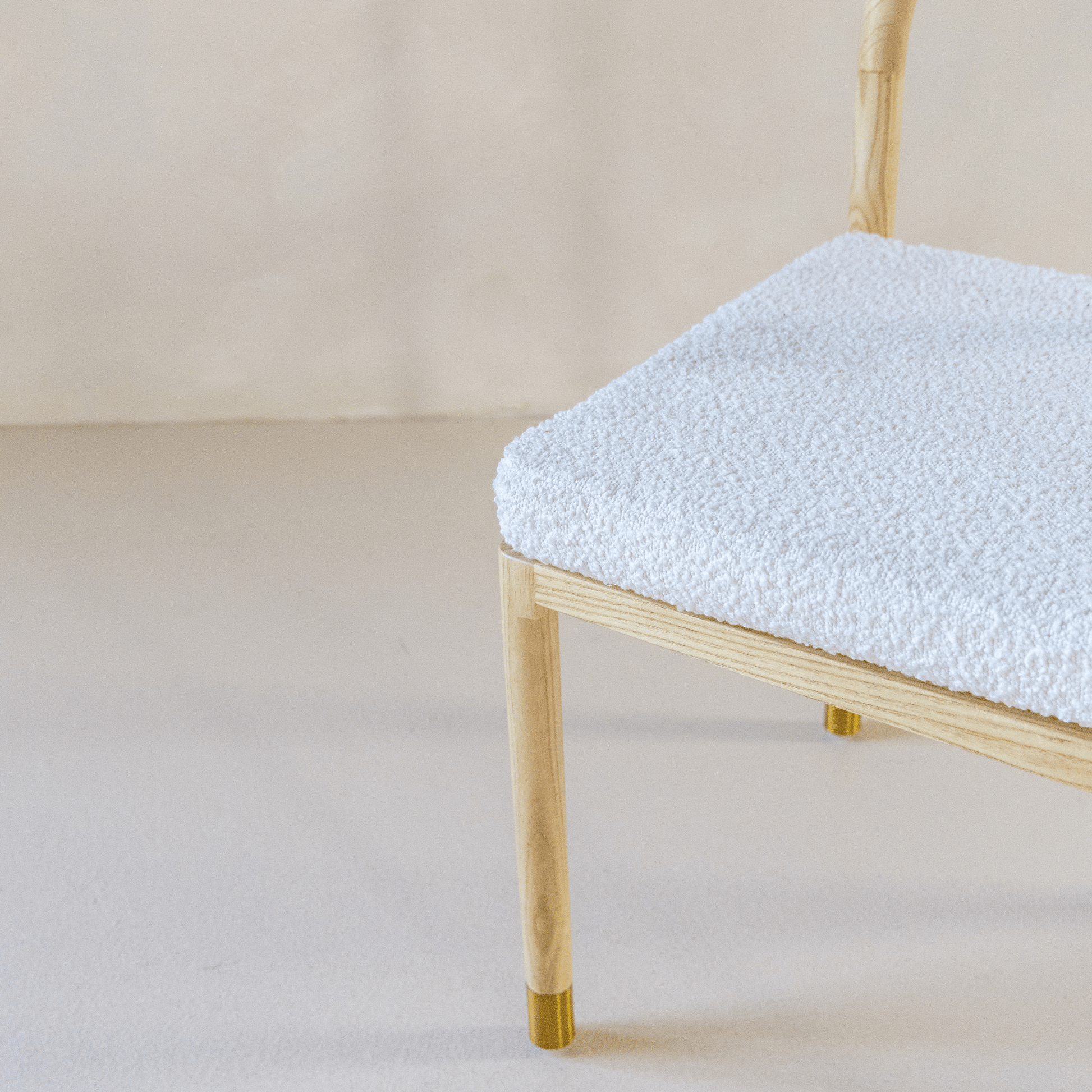 Amor natural dining chair