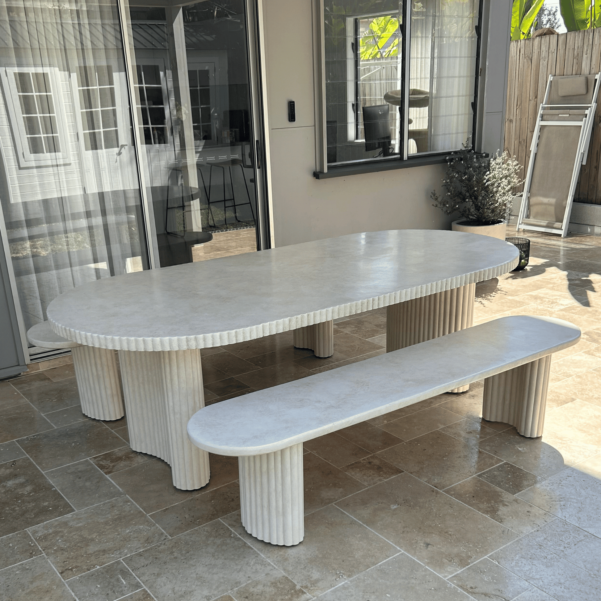Bellara dining table with bench seating