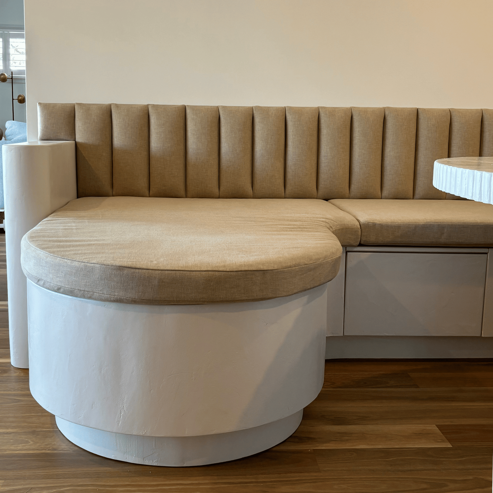 day bed in breakfast booth