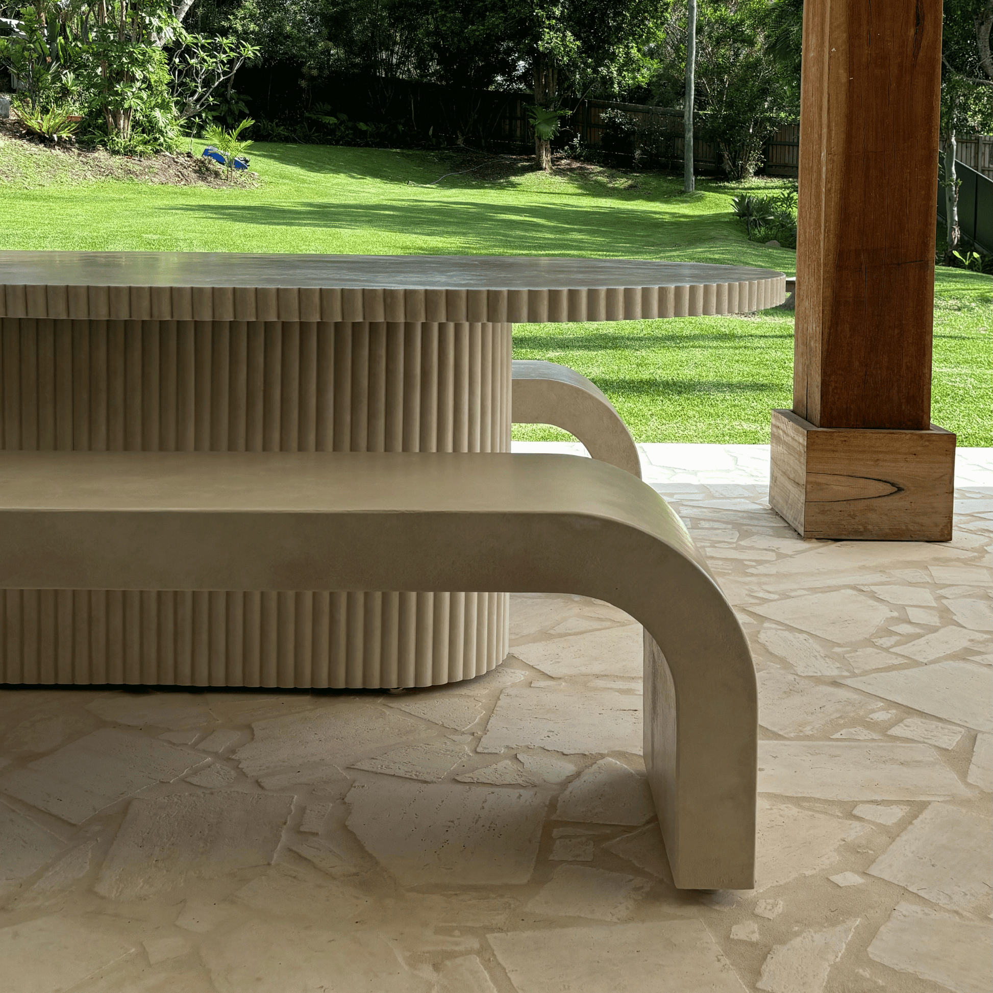 sand stonewash ribbed edge dining 